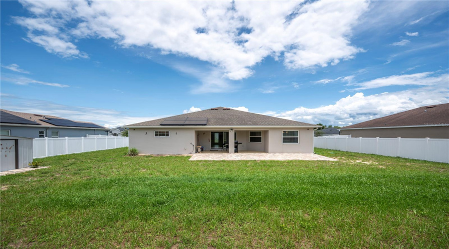 Davenport, Florida 33837, 4 Bedrooms Bedrooms, ,2 Bathroomsbathrooms,Residential,For Sale,Cloverbrook,Mfrl4953482