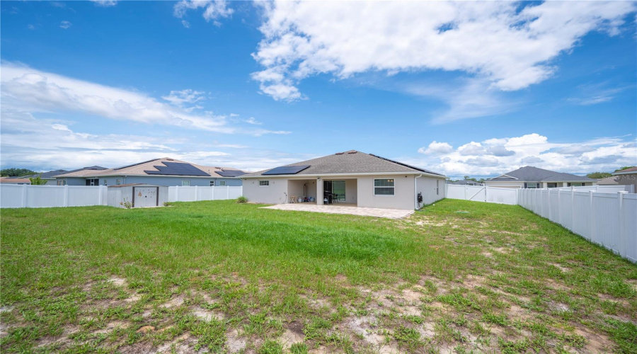 Davenport, Florida 33837, 4 Bedrooms Bedrooms, ,2 Bathroomsbathrooms,Residential,For Sale,Cloverbrook,Mfrl4953482