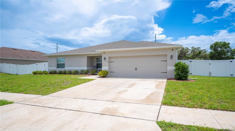 Davenport, Florida 33837, 4 Bedrooms Bedrooms, ,2 Bathroomsbathrooms,Residential,For Sale,Cloverbrook,Mfrl4953482