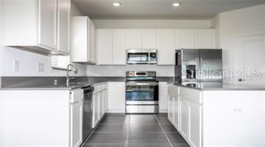 DAVENPORT, Florida 33837, 3 Bedrooms Bedrooms, ,2 BathroomsBathrooms,Residential,For Sale,JAMES PAUL,0,MFRO6303026