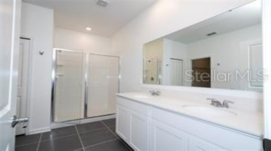 DAVENPORT, Florida 33837, 3 Bedrooms Bedrooms, ,2 BathroomsBathrooms,Residential,For Sale,JAMES PAUL,0,MFRO6303026