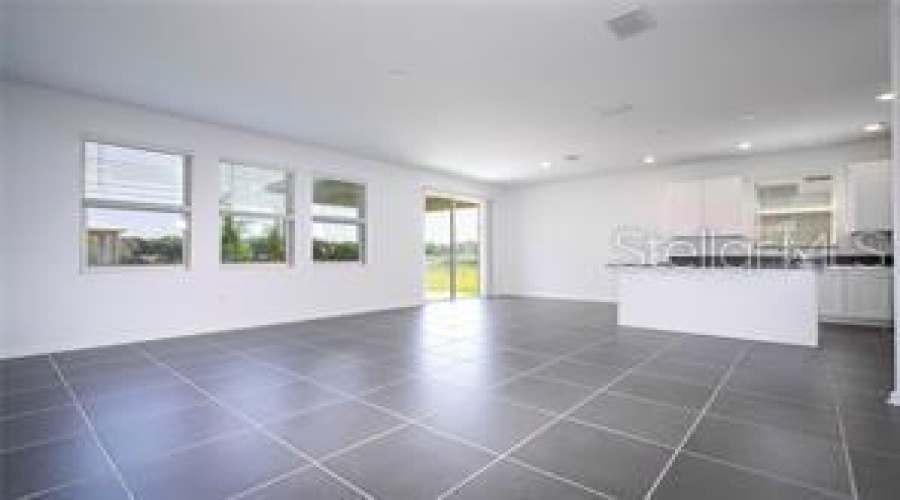 DAVENPORT, Florida 33837, 3 Bedrooms Bedrooms, ,2 BathroomsBathrooms,Residential,For Sale,JAMES PAUL,0,MFRO6303026