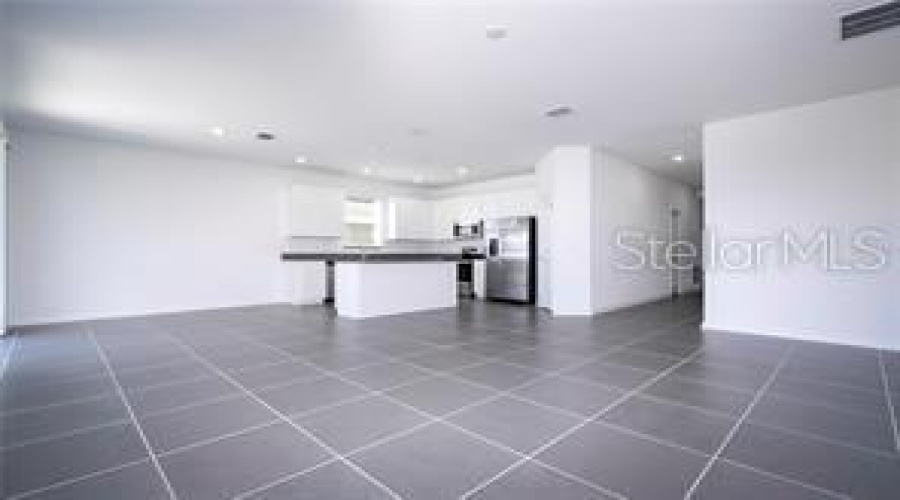 DAVENPORT, Florida 33837, 3 Bedrooms Bedrooms, ,2 BathroomsBathrooms,Residential,For Sale,JAMES PAUL,0,MFRO6303026