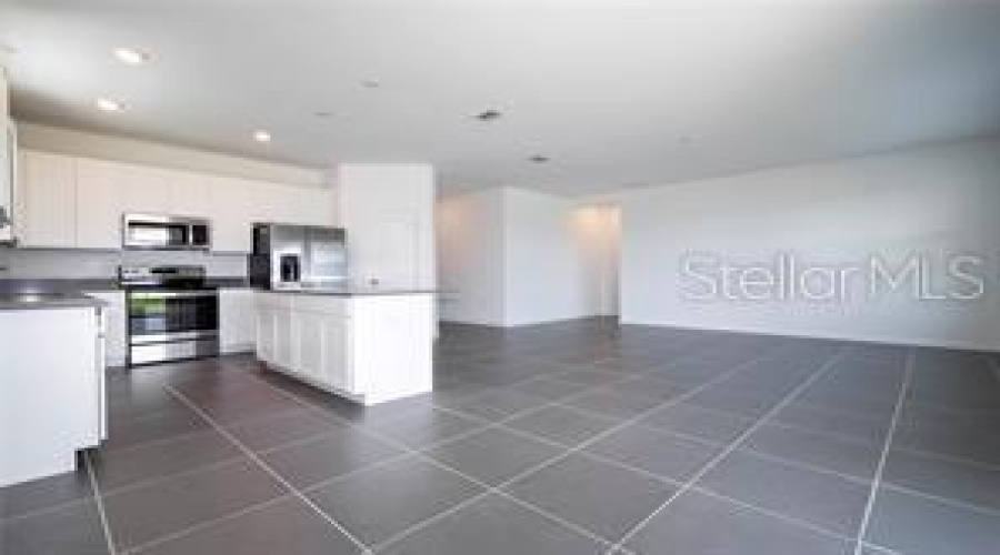 DAVENPORT, Florida 33837, 3 Bedrooms Bedrooms, ,2 BathroomsBathrooms,Residential,For Sale,JAMES PAUL,0,MFRO6303026