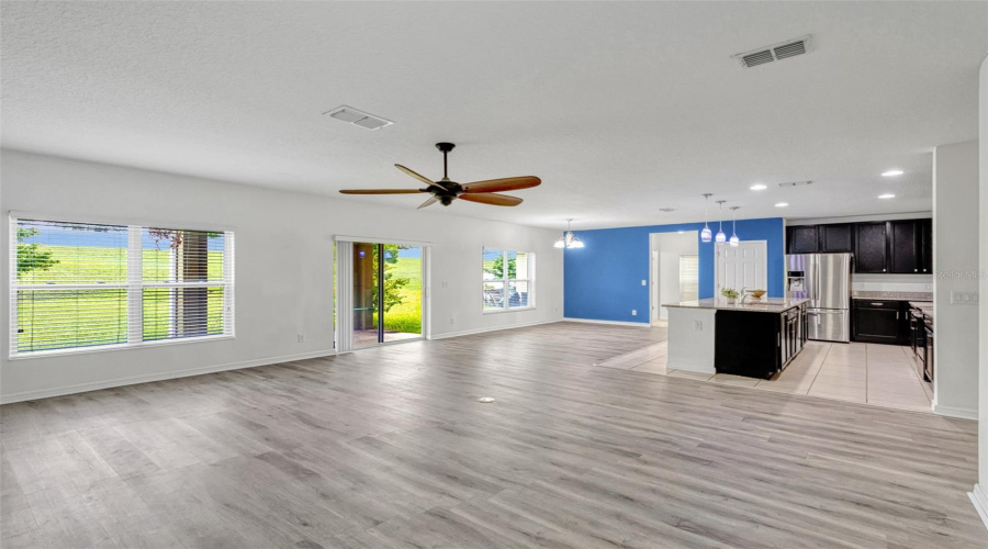 DAVENPORT, Florida 33897, 5 Bedrooms Bedrooms, ,3 BathroomsBathrooms,Residential,For Sale,WILLIAMSON,0,MFRO6315116