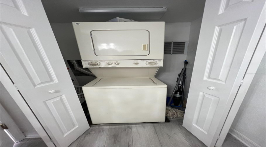 Davenport, Florida 33897, 3 Bedrooms Bedrooms, ,2 Bathroomsbathrooms,Residential,For Sale,Terra Lago,Mfrs5128201