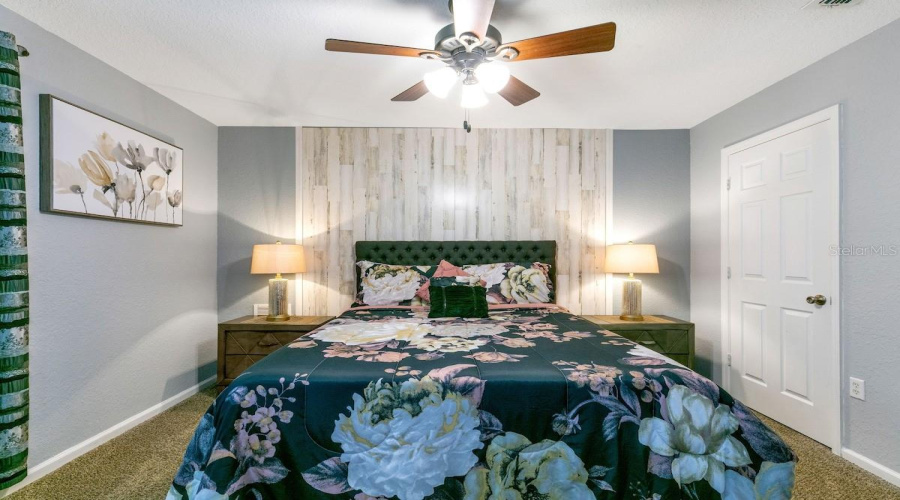 KISSIMMEE, Florida 34747, 6 Bedrooms Bedrooms, ,4 BathroomsBathrooms,Residential,For Sale,TOSTETH,0,MFRS5128304