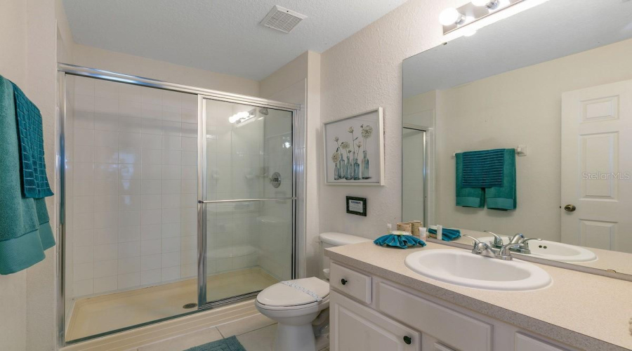 KISSIMMEE, Florida 34747, 6 Bedrooms Bedrooms, ,4 BathroomsBathrooms,Residential,For Sale,TOSTETH,0,MFRS5128304