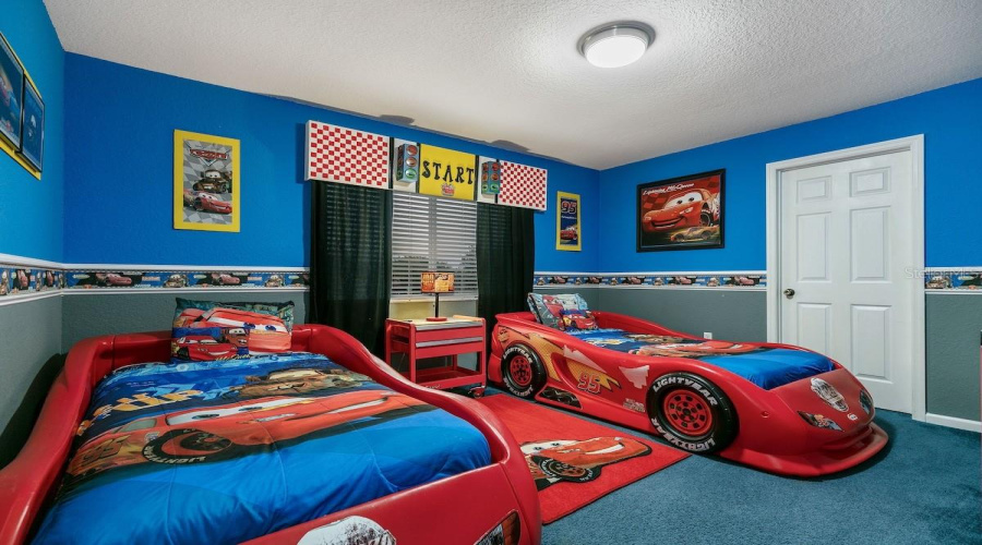 KISSIMMEE, Florida 34747, 6 Bedrooms Bedrooms, ,4 BathroomsBathrooms,Residential,For Sale,TOSTETH,0,MFRS5128304
