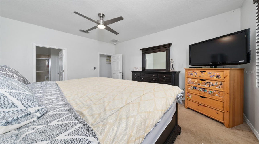 Davenport, Florida 33837, 4 Bedrooms Bedrooms, ,2 Bathroomsbathrooms,Residential,For Sale,Lakeshore,Mfrs5128282