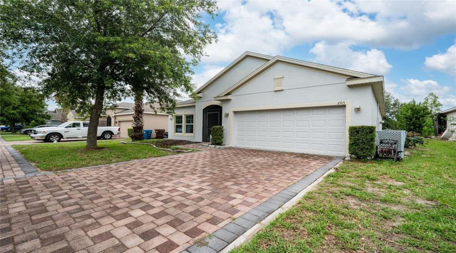 Davenport, Florida 33837, 4 Bedrooms Bedrooms, ,2 Bathroomsbathrooms,Residential,For Sale,Lakeshore,Mfrs5128282
