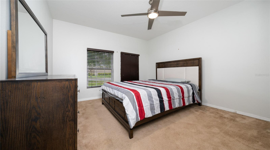 Davenport, Florida 33837, 4 Bedrooms Bedrooms, ,2 Bathroomsbathrooms,Residential,For Sale,Lakeshore,Mfrs5128282