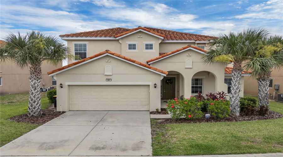 DAVENPORT, Florida 33837, 6 Bedrooms Bedrooms, ,5 BathroomsBathrooms,Residential,For Sale,CABELLO,0,MFRO6314956