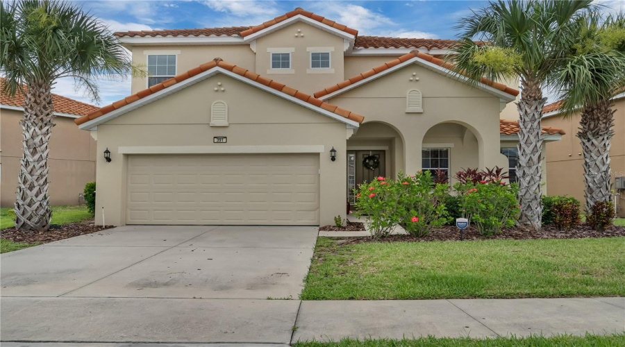 DAVENPORT, Florida 33837, 6 Bedrooms Bedrooms, ,5 BathroomsBathrooms,Residential,For Sale,CABELLO,0,MFRO6314956