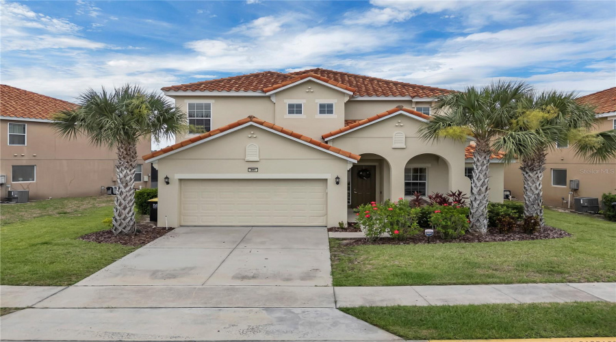 DAVENPORT, Florida 33837, 6 Bedrooms Bedrooms, ,5 BathroomsBathrooms,Residential,For Sale,CABELLO,0,MFRO6314956