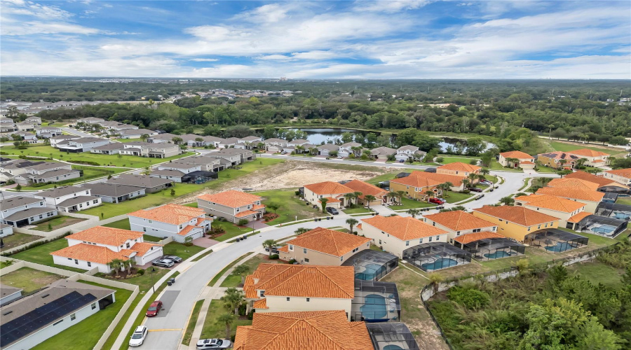 DAVENPORT, Florida 33837, 6 Bedrooms Bedrooms, ,5 BathroomsBathrooms,Residential,For Sale,CABELLO,0,MFRO6314956