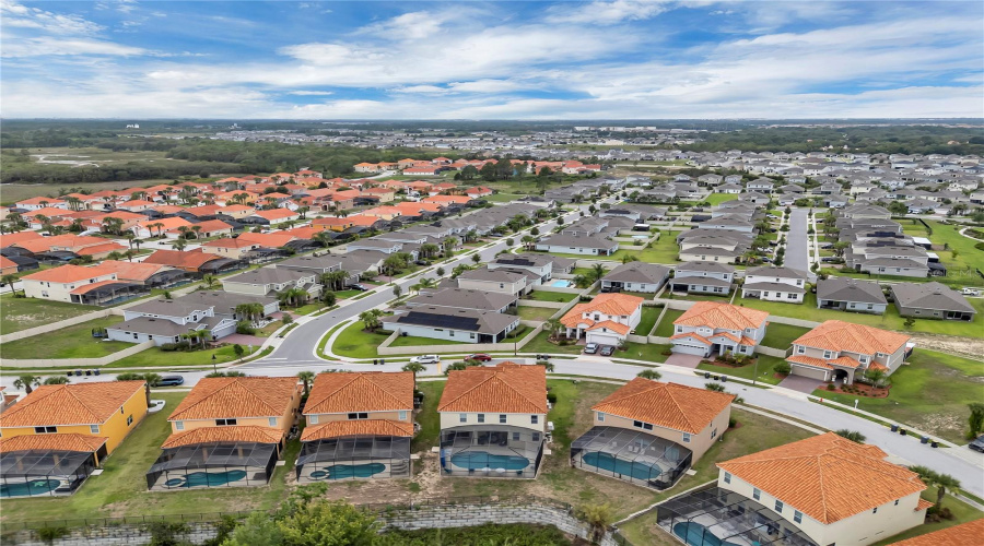 DAVENPORT, Florida 33837, 6 Bedrooms Bedrooms, ,5 BathroomsBathrooms,Residential,For Sale,CABELLO,0,MFRO6314956