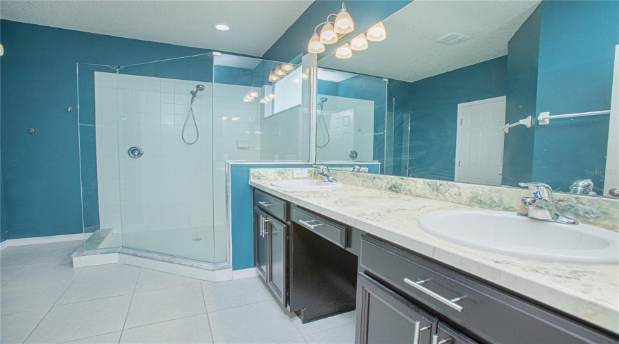 Ensuite Bathroom