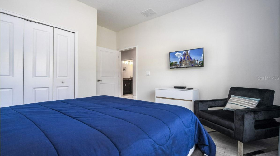 KISSIMMEE, Florida 34746, 5 Bedrooms Bedrooms, ,4 BathroomsBathrooms,Residential,For Sale,TOM SAWYER,0,MFRO6315331