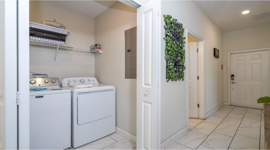 KISSIMMEE, Florida 34746, 5 Bedrooms Bedrooms, ,4 BathroomsBathrooms,Residential,For Sale,TOM SAWYER,0,MFRO6315331