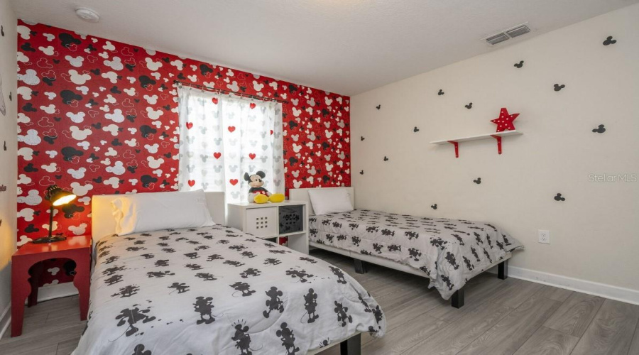 KISSIMMEE, Florida 34746, 5 Bedrooms Bedrooms, ,4 BathroomsBathrooms,Residential,For Sale,TOM SAWYER,0,MFRO6315331