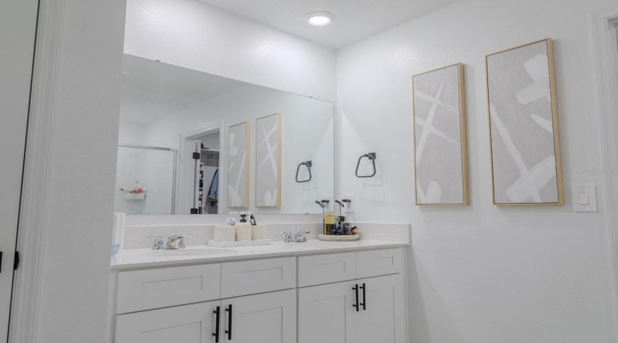 Davenport, Florida 33837, 5 Bedrooms Bedrooms, ,2 Bathroomsbathrooms,Residential,For Sale,Cool Summer,Mfrs5128349