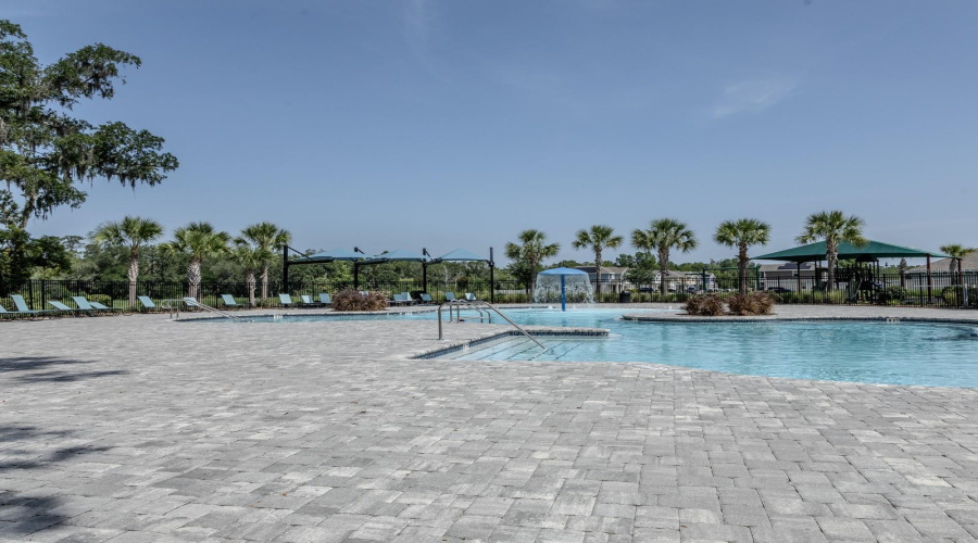 Davenport, Florida 33837, 5 Bedrooms Bedrooms, ,2 Bathroomsbathrooms,Residential,For Sale,Cool Summer,Mfrs5128349
