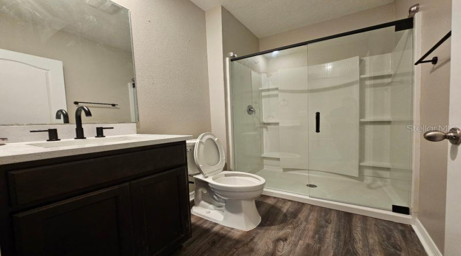 DAVENPORT, Florida 33837, 5 Bedrooms Bedrooms, ,3 BathroomsBathrooms,Residential,For Sale,EAGLEVIEW,0,MFRO6315568