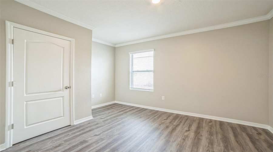 DAVENPORT, Florida 33837, 5 Bedrooms Bedrooms, ,3 BathroomsBathrooms,Residential,For Sale,EAGLEVIEW,0,MFRO6315568