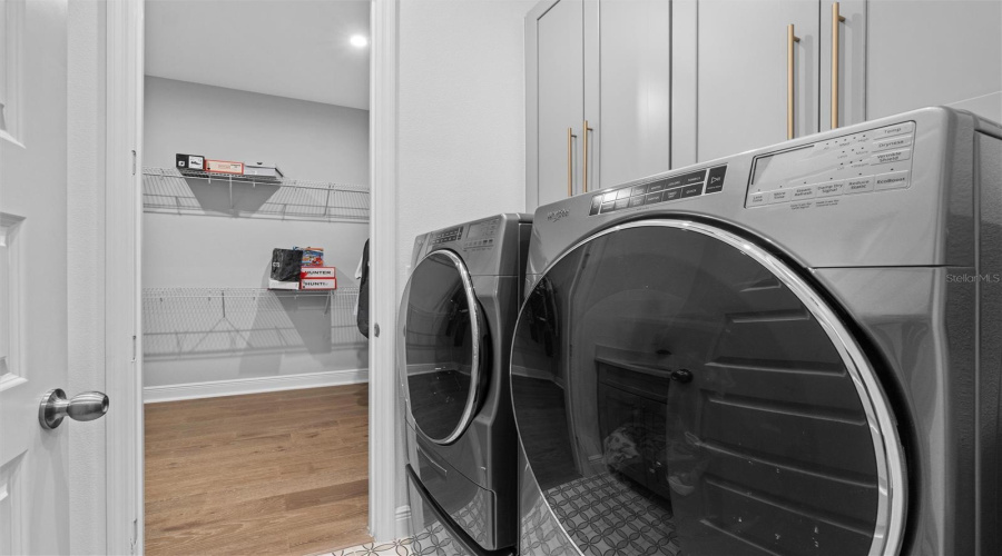 Laundry room to Primary Closet