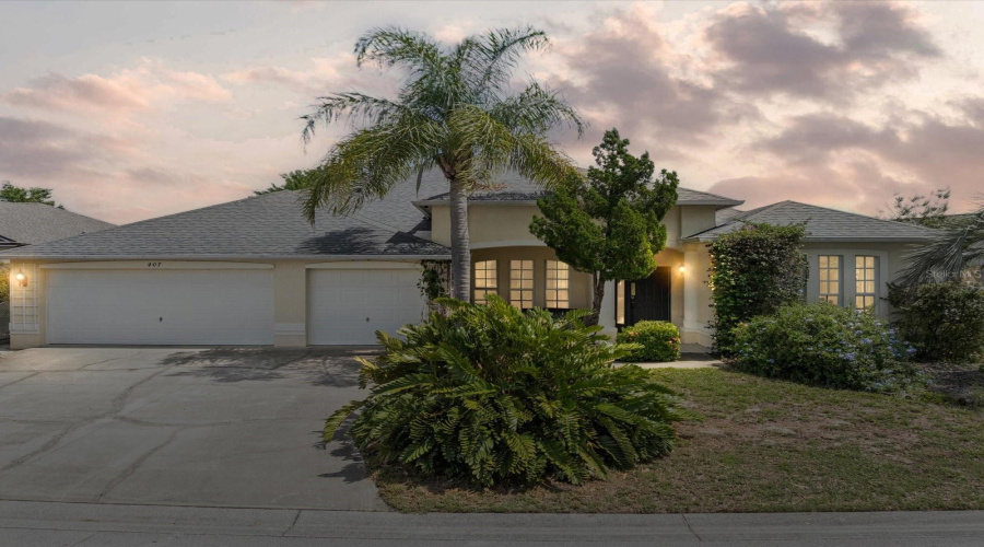 Davenport, Florida 33837, 4 Bedrooms Bedrooms, ,2 Bathroomsbathrooms,Residential,For Sale,Grand Reserve,Mfro6315339