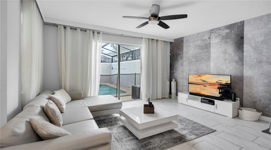 Davenport, Florida 33896, 4 Bedrooms Bedrooms, ,3 Bathroomsbathrooms,Residential,For Sale,Dogleg,Mfro6314581