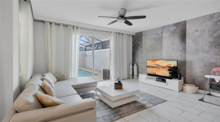 Davenport, Florida 33896, 4 Bedrooms Bedrooms, ,3 Bathroomsbathrooms,Residential,For Sale,Dogleg,Mfro6314581