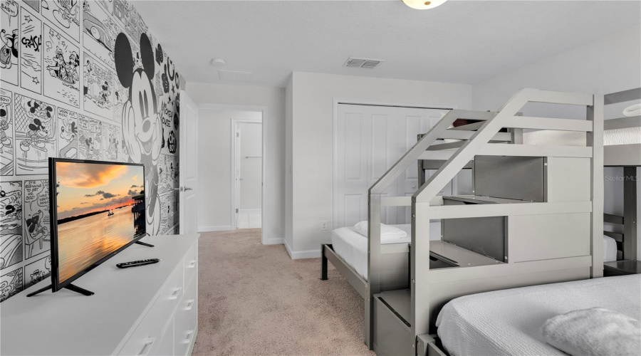 Davenport, Florida 33896, 4 Bedrooms Bedrooms, ,3 Bathroomsbathrooms,Residential,For Sale,Dogleg,Mfro6314581