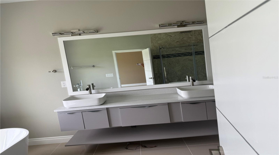 Davenport, Florida 33837, 3 Bedrooms Bedrooms, ,2 Bathroomsbathrooms,Residential,For Sale,Greenbriar,Mfro6313891