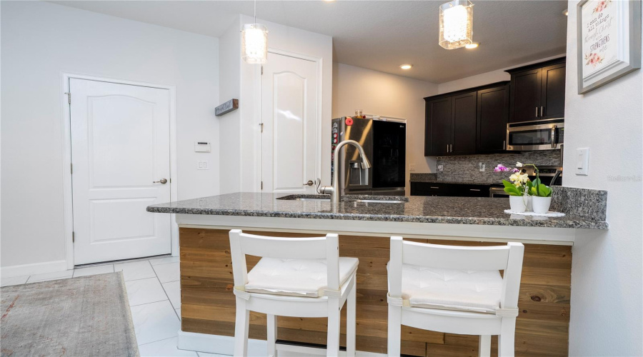 DAVENPORT, Florida 33896, 6 Bedrooms Bedrooms, ,5 BathroomsBathrooms,Residential,For Sale,SHINNECOCK HILLS,0,MFRO6314608