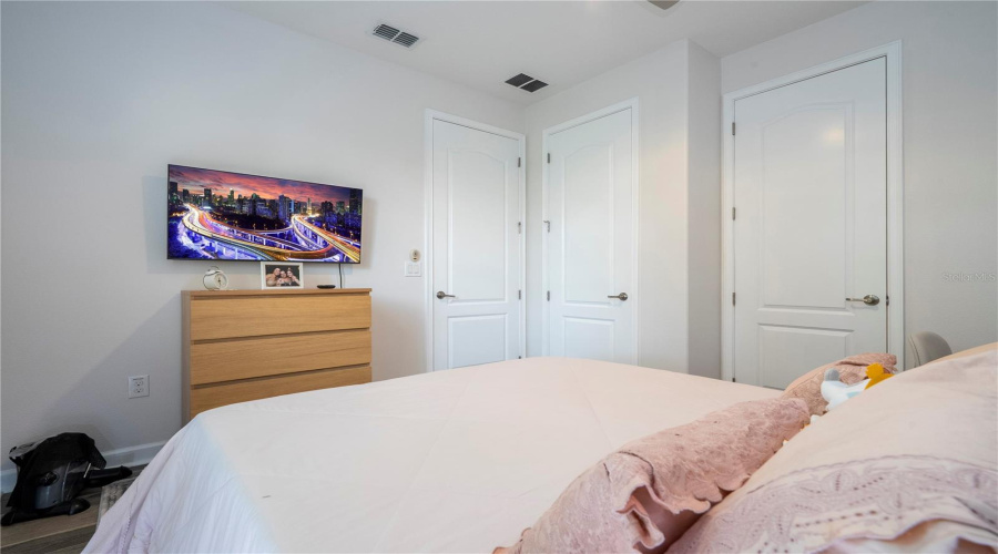 DAVENPORT, Florida 33896, 6 Bedrooms Bedrooms, ,5 BathroomsBathrooms,Residential,For Sale,SHINNECOCK HILLS,0,MFRO6314608