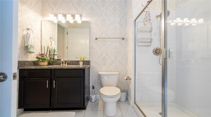 DAVENPORT, Florida 33896, 6 Bedrooms Bedrooms, ,5 BathroomsBathrooms,Residential,For Sale,SHINNECOCK HILLS,0,MFRO6314608