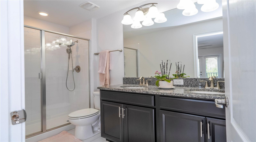 DAVENPORT, Florida 33896, 6 Bedrooms Bedrooms, ,5 BathroomsBathrooms,Residential,For Sale,SHINNECOCK HILLS,0,MFRO6314608