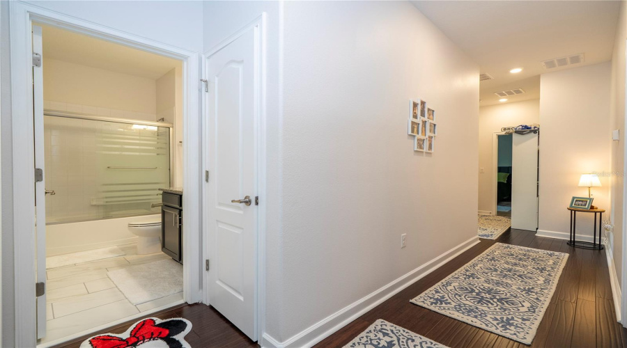 DAVENPORT, Florida 33896, 6 Bedrooms Bedrooms, ,5 BathroomsBathrooms,Residential,For Sale,SHINNECOCK HILLS,0,MFRO6314608