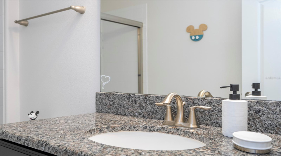 DAVENPORT, Florida 33896, 6 Bedrooms Bedrooms, ,5 BathroomsBathrooms,Residential,For Sale,SHINNECOCK HILLS,0,MFRO6314608