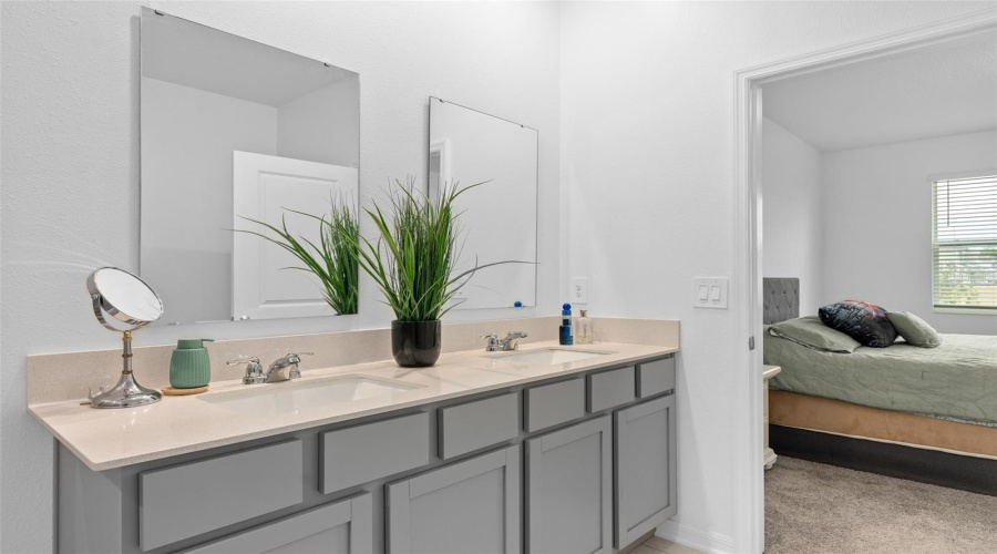 On-Suite Bathroom