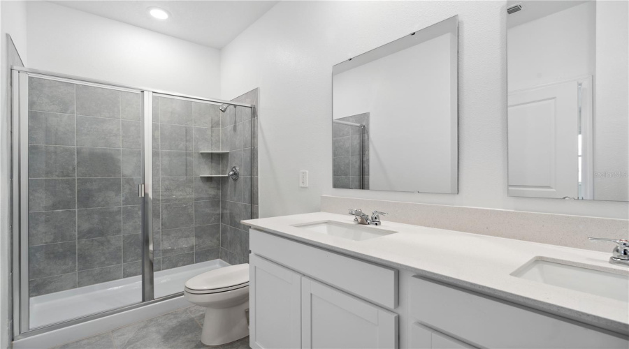 Davenport, Florida 33837, 4 Bedrooms Bedrooms, ,3 Bathroomsbathrooms,Residential,For Sale,Daring,Mfro6315023