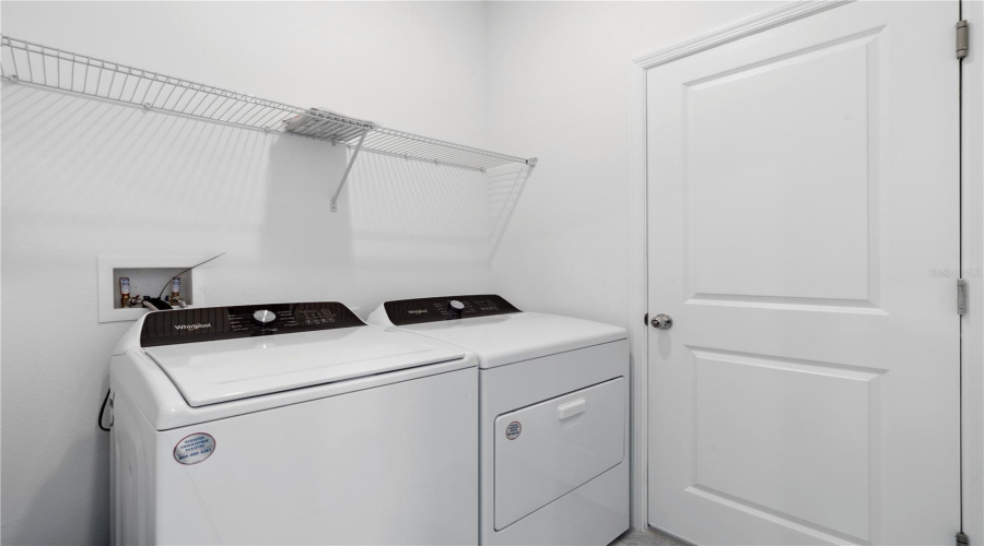 Davenport, Florida 33837, 4 Bedrooms Bedrooms, ,3 Bathroomsbathrooms,Residential,For Sale,Daring,Mfro6315023