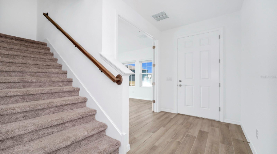 Davenport, Florida 33896, 4 Bedrooms Bedrooms, ,3 Bathroomsbathrooms,Residential,For Sale,Derwent,Mfro6315505