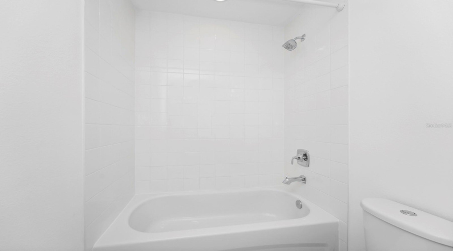 Davenport, Florida 33896, 4 Bedrooms Bedrooms, ,3 Bathroomsbathrooms,Residential,For Sale,Derwent,Mfro6315505