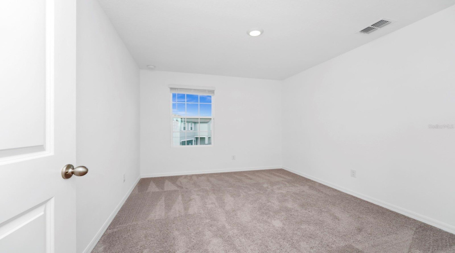 Davenport, Florida 33896, 4 Bedrooms Bedrooms, ,3 Bathroomsbathrooms,Residential,For Sale,Derwent,Mfro6315505