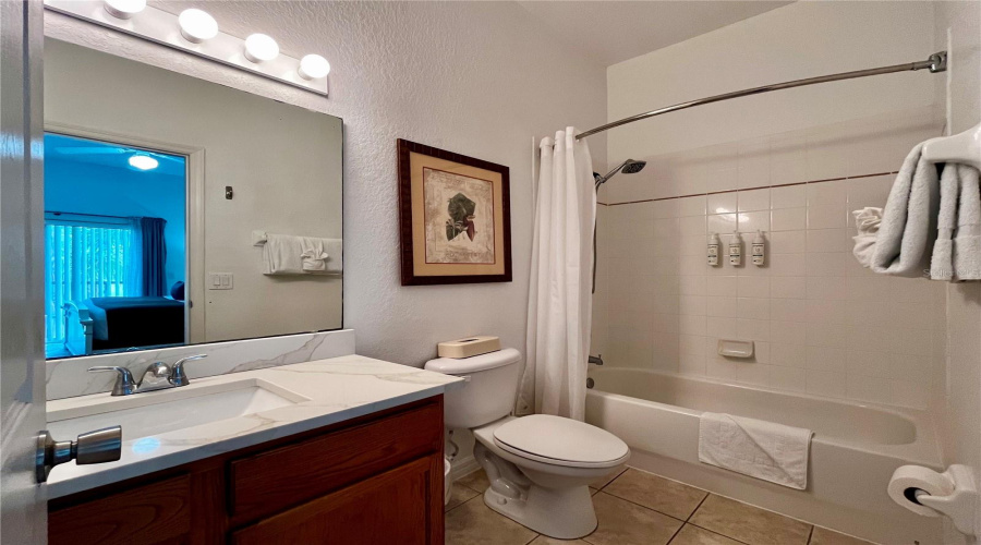DAVENPORT, Florida 33897, 3 Bedrooms Bedrooms, ,2 BathroomsBathrooms,Residential,For Sale,GRAN BAHAMA,MFRS5128389