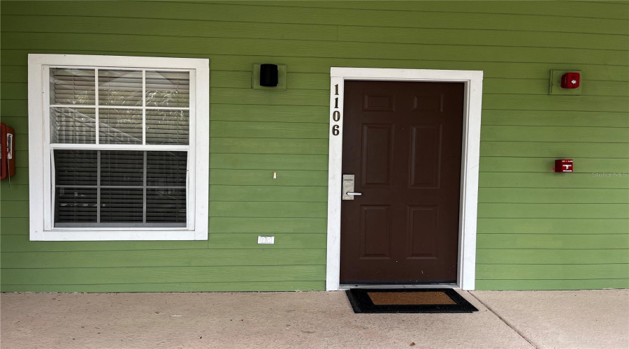 DAVENPORT, Florida 33897, 3 Bedrooms Bedrooms, ,2 BathroomsBathrooms,Residential,For Sale,GRAN BAHAMA,MFRS5128389