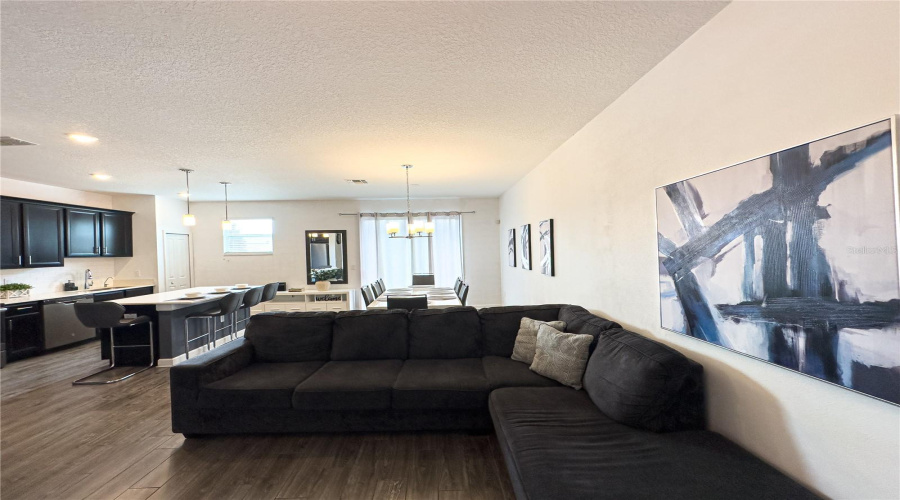 Kissimmee, Florida 34746, 3 Bedrooms Bedrooms, ,2 Bathroomsbathrooms,Residential,For Sale,Tribute,Mfrs5128368